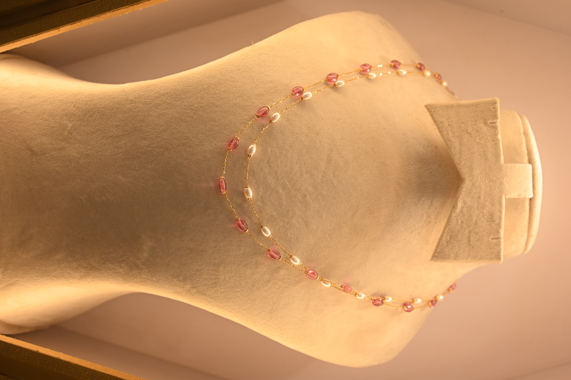 Pearl and gold accent necklace