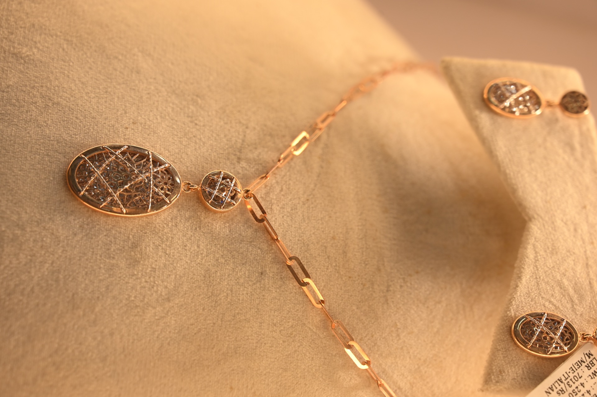 Rose gold pendant chain